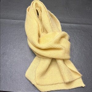 United Colors of Benetton Vintage Yellow Made in Italy Soft